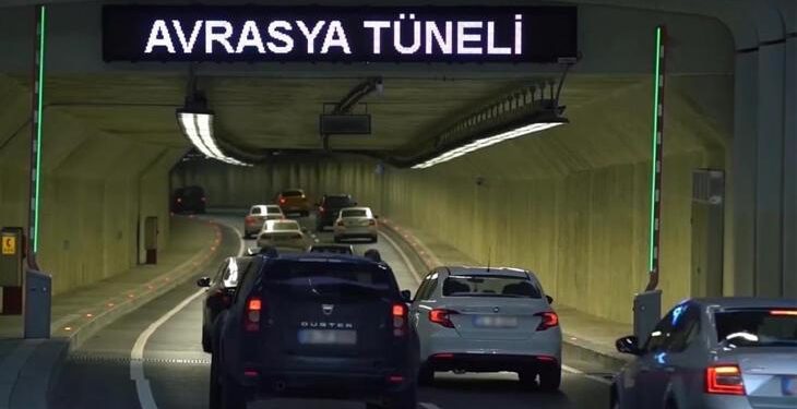 Bakan Karaismailoğlu: Avrasya Tüneli’nde yılın en yüksek günlük geçişine ulaşıldı