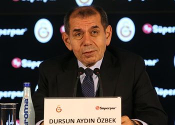 CANLI | Galatasaray Başkanı Dursun Özbek açıklamalarda bulunuyor