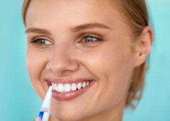 Diş beyazlatma kalemi nedir, ne işe yarar?