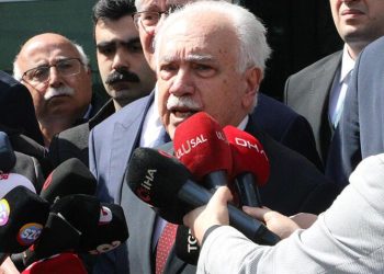 Doğu Perinçek, cumhurbaşkanı adaylığı için YSK’ya başvurdu