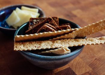 Kahvaltılık glutensiz kraker tarifleri