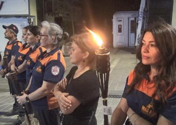 17 Ağustos depreminde hayatını kaybedenler Avcılar’da anıldı