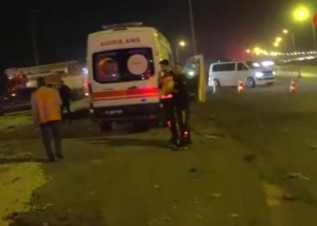 Gece yarısı feci kaza! Freni patlayan TIR dehşet saçtı