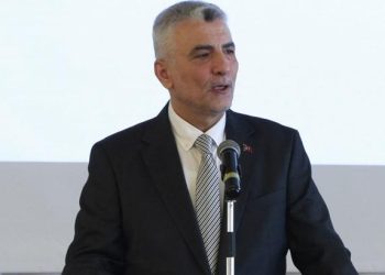 Bakan Bolat: Avrupa Birliği vize işlemlerinin kolaylaştırılması konusunda söz verdi