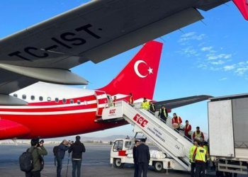 Gazze’ye yardım taşıyan Cumhurbaşkanlığı uçağı yola çıktı